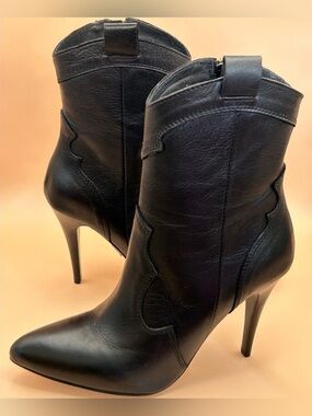 Black Leather Western Stiletto Ankle Boots Charles David Kimberly 7.5M
